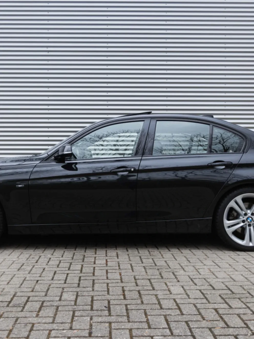 BMW 3-serie 335i High Executive - Dak - Head-Up - Harman Kardon - Memoryzetels 2