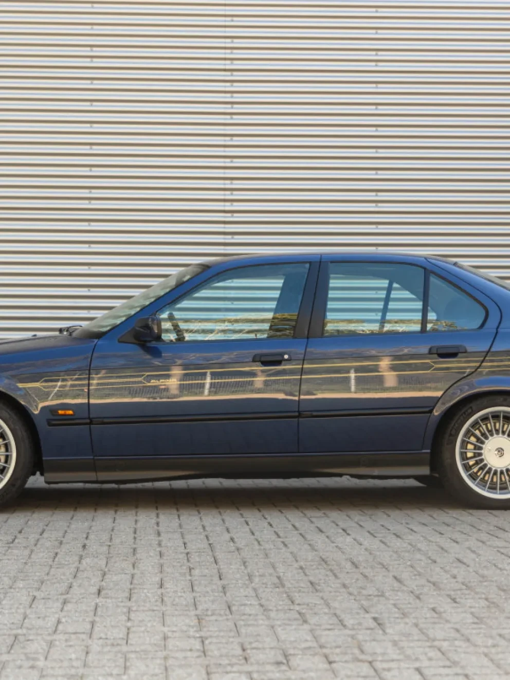 ALPINA B8 4.6 E36 ALPINA Blau 2 Metallic manual 1996