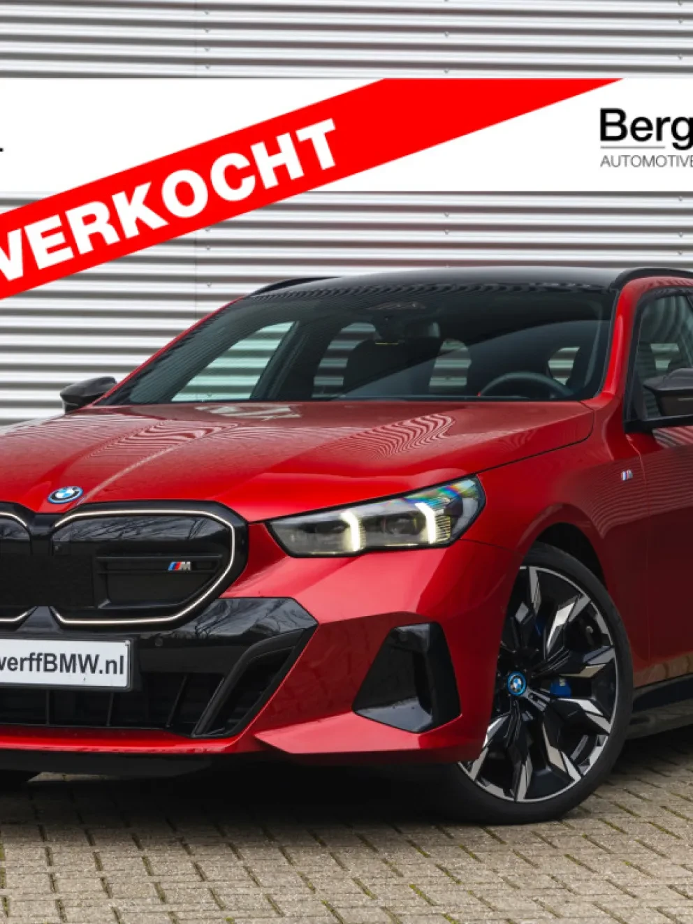 BMW i5 Touring M60 G61 Fire Rot metallic