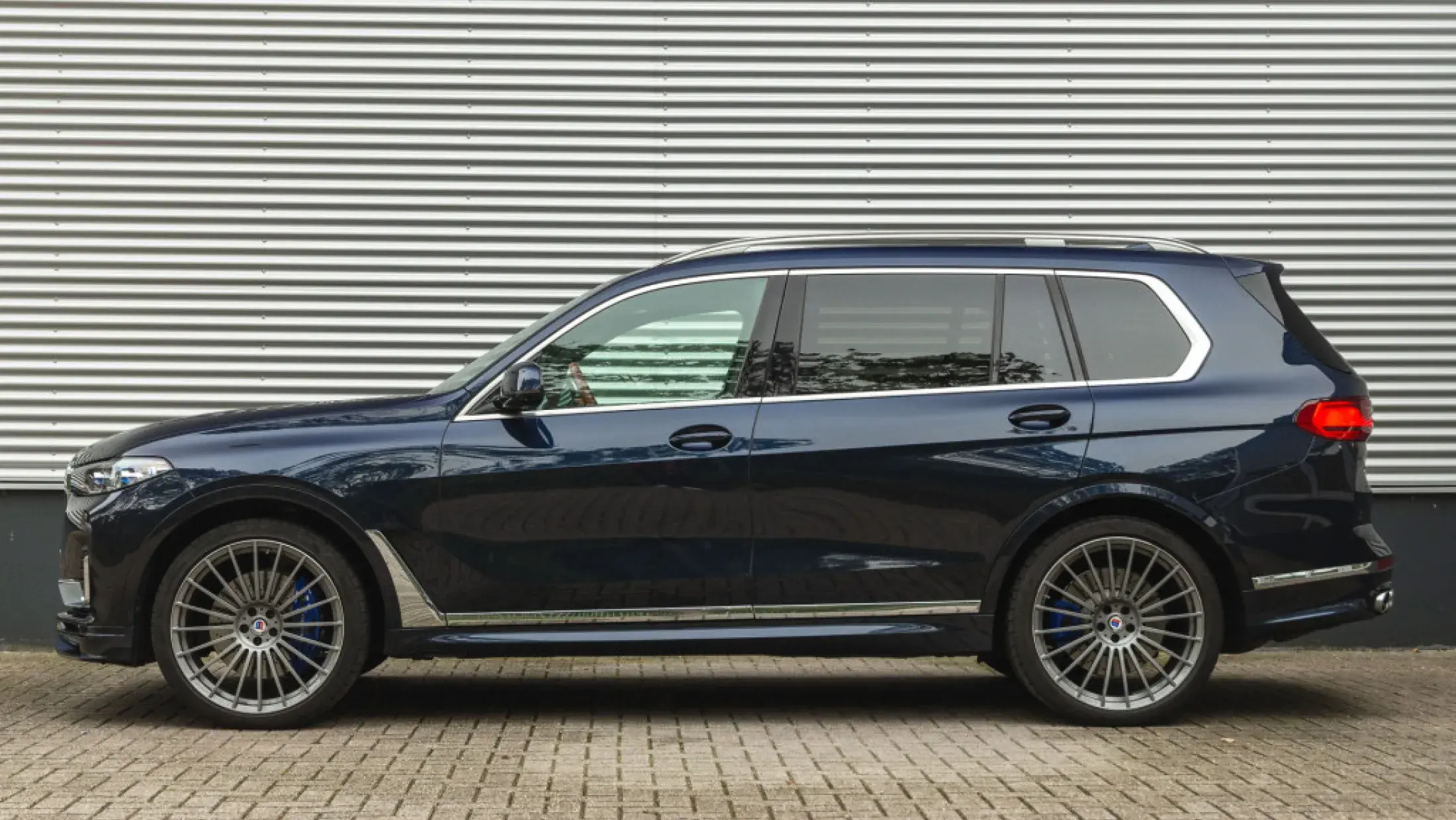 ALPINA XB7 LAVALINA 2 Sonderwunsch Midnight Sapphire 2