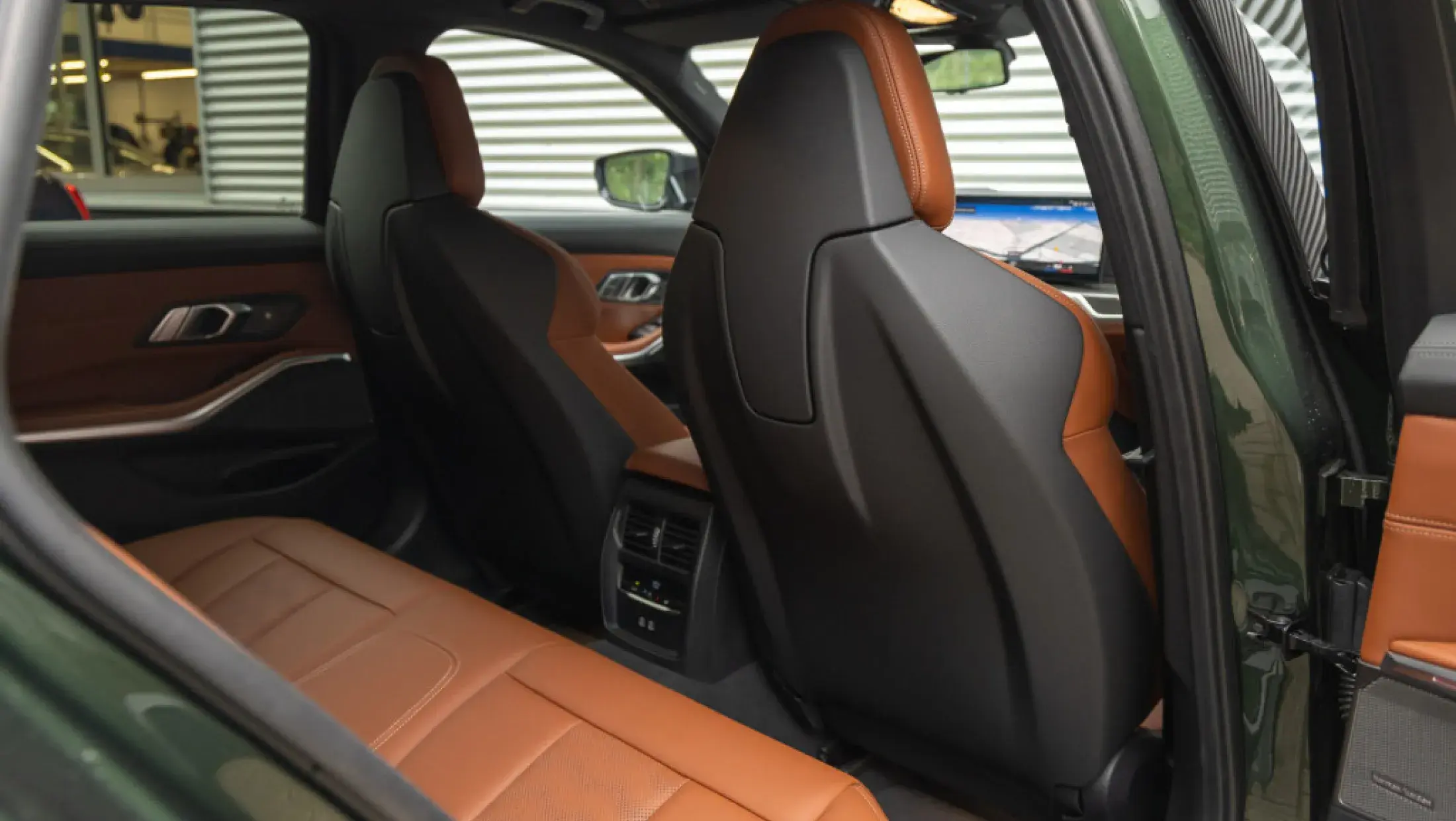 BMW M3 Competition Touring Individual Malachitgrun G81 Individual volleder Merino Tartufo