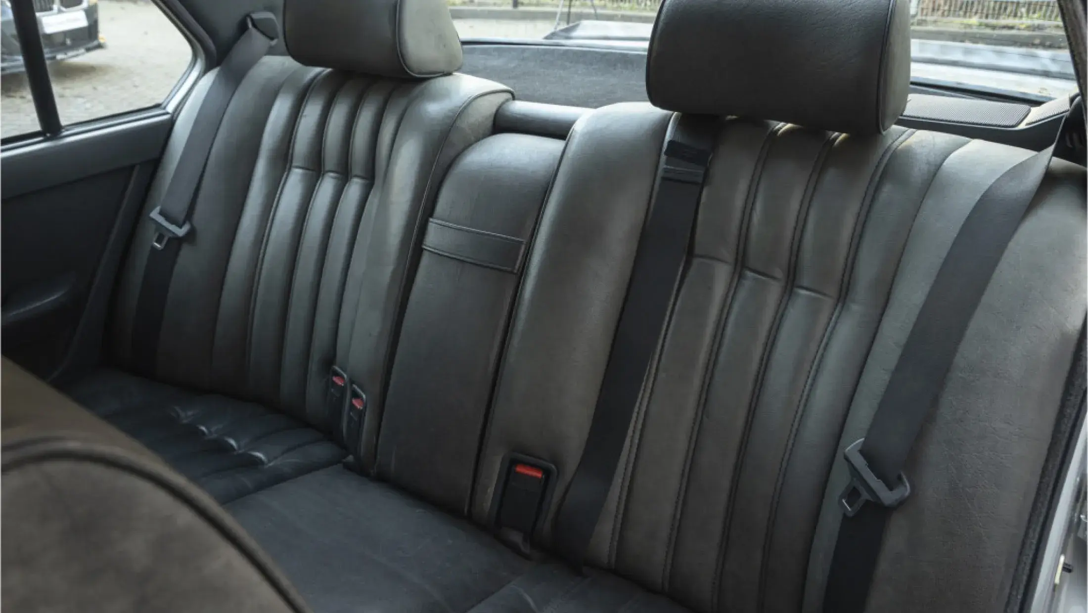 BMW M5 E28 Voll Restauratie Lachssilber Anthrazit buffalo leder interieur