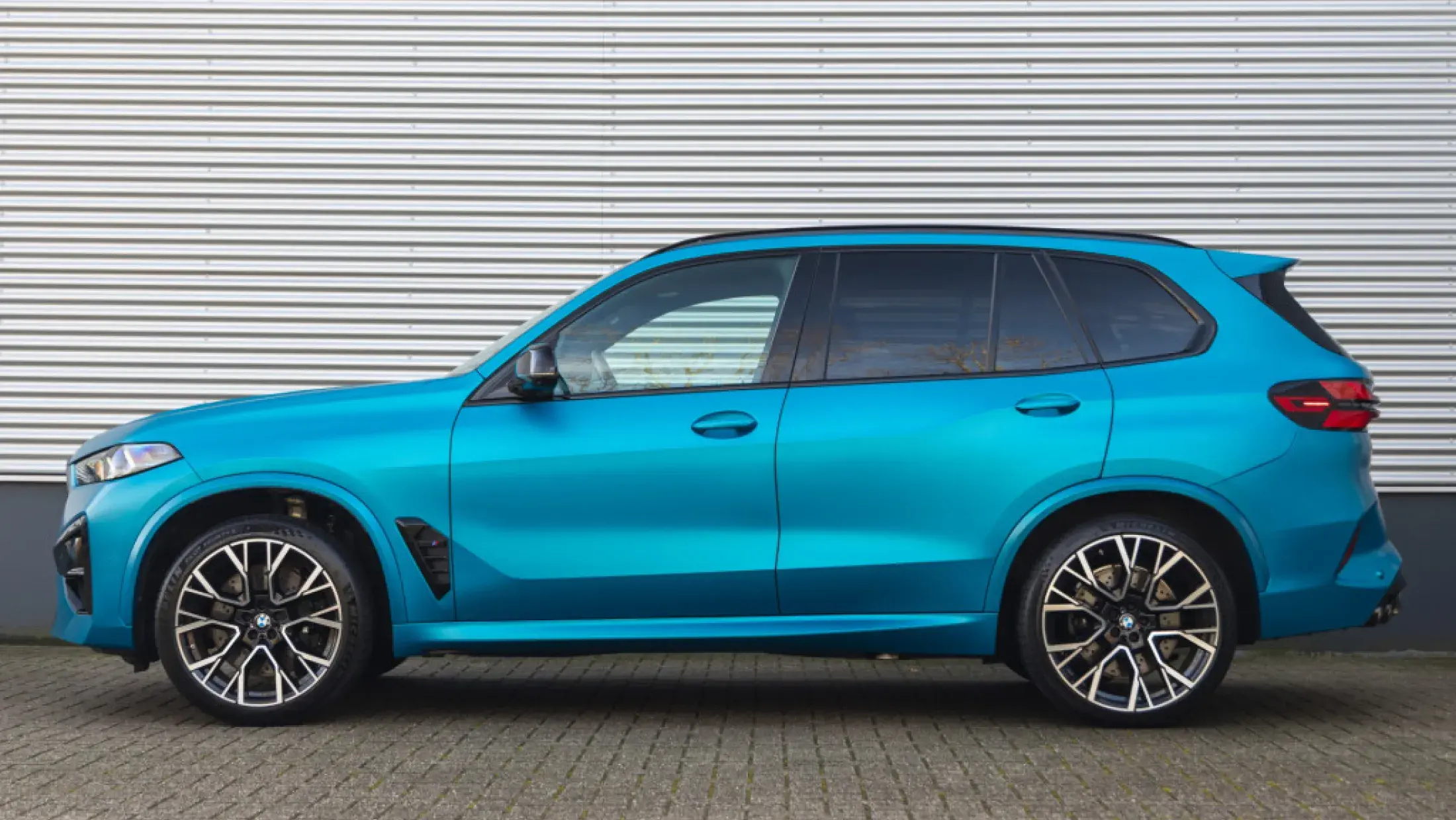BMW X5 M Competition Facelift G05 Individual Frozen Tulum Blue