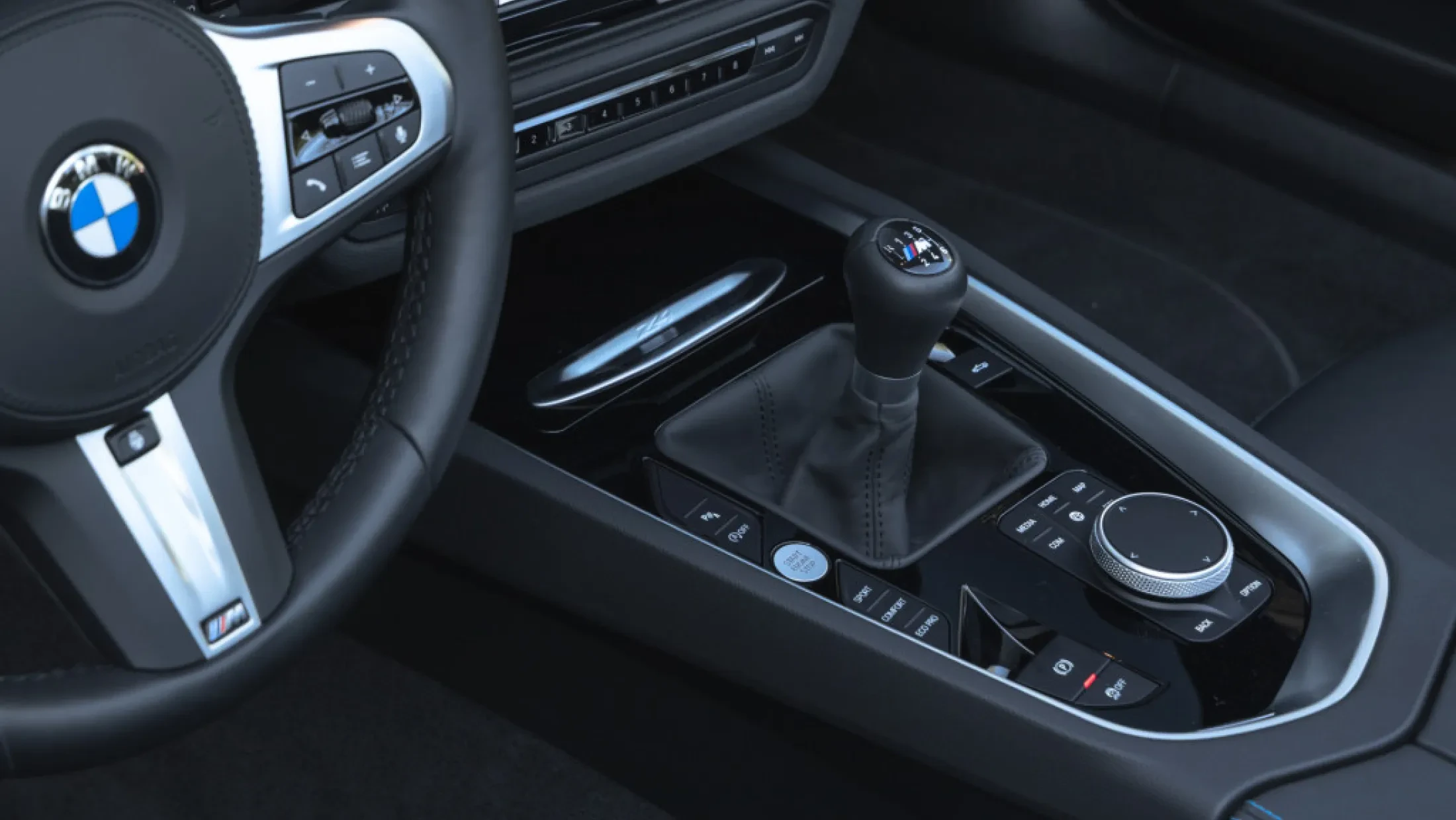 BMW Z4 Roadster M40i Manual Portimao Blau