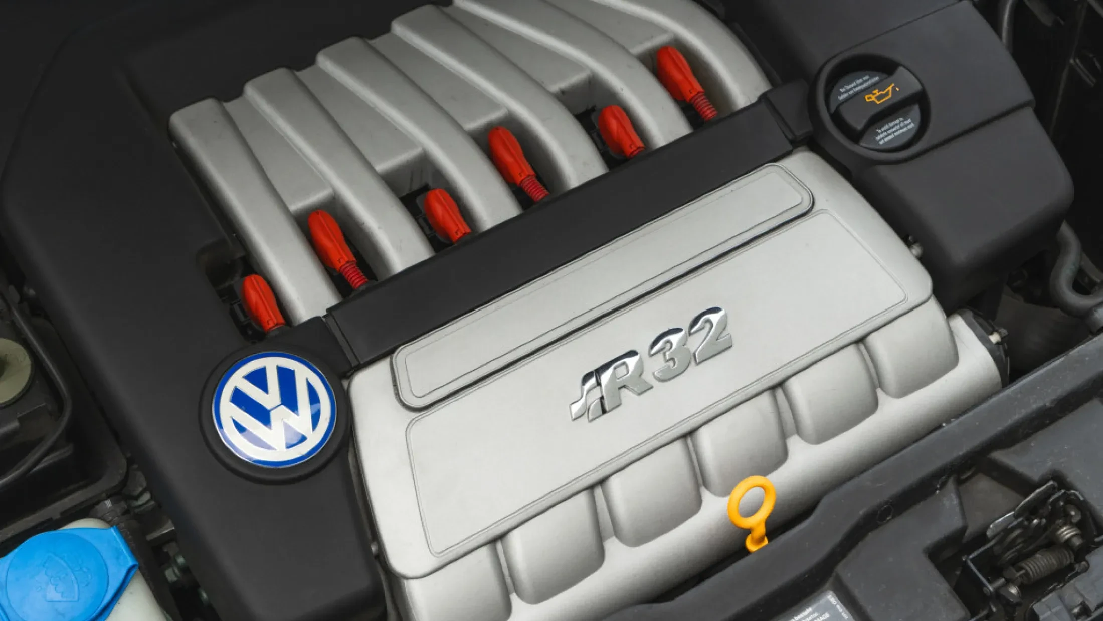 Volkswagen Golf 3.2 V6 R32 4Motion