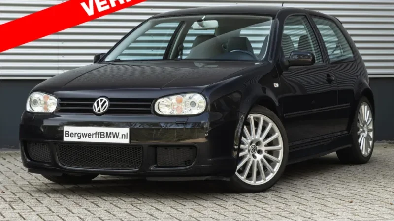 Volkswagen Golf 3.2 V6 R32 4Motion